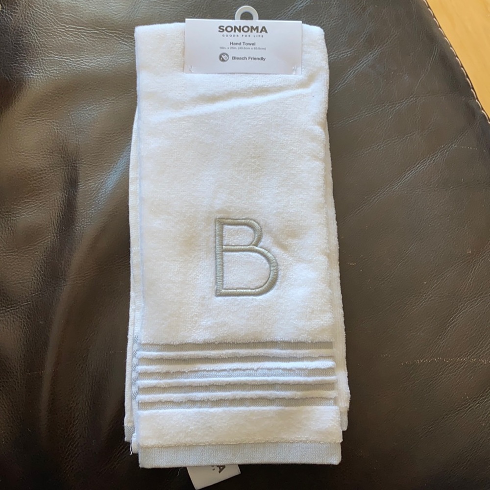NEW! White and silver ‘B’ hand towels